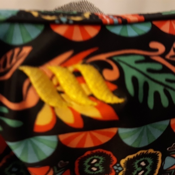 NWT Underwire one-piece ruffles Swimsuit size 8 - Picture 8 of 8